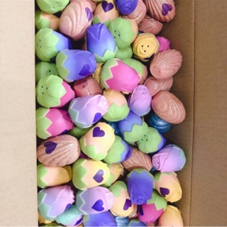 Hình ảnh Trứng hoa hồng mix sò đại dương đổi màu- mùa xuân- hiếm - (mua 20 quả tặng 5 nhân vật shopkins)