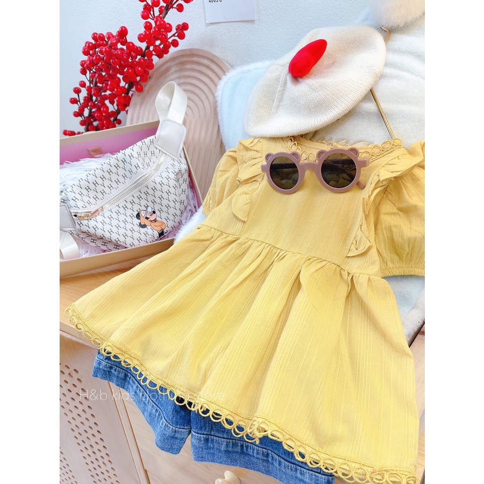 Set áo đũi ren quần jean đùi xinh xắn cho bé gái | BigBuy360 - bigbuy360.vn