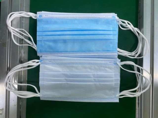 Khẩu trang kháng khuẩn 4 lớp hộp 50c