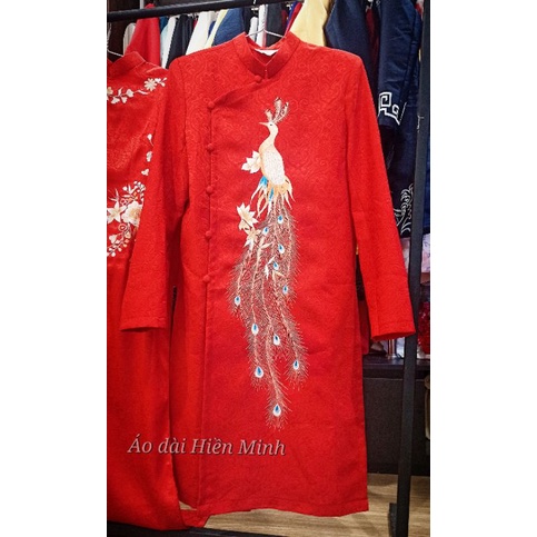 Áo dài cưới cặp đôi màu đỏ họa tiết thêu tay chất liệu vải gấm