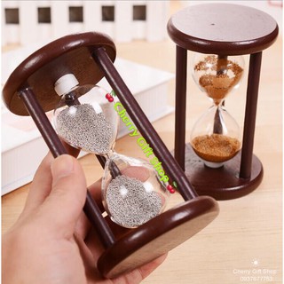 Quà Lưu Niệm - Đồng Hồ Cát Đế Gỗ Sang Trọng