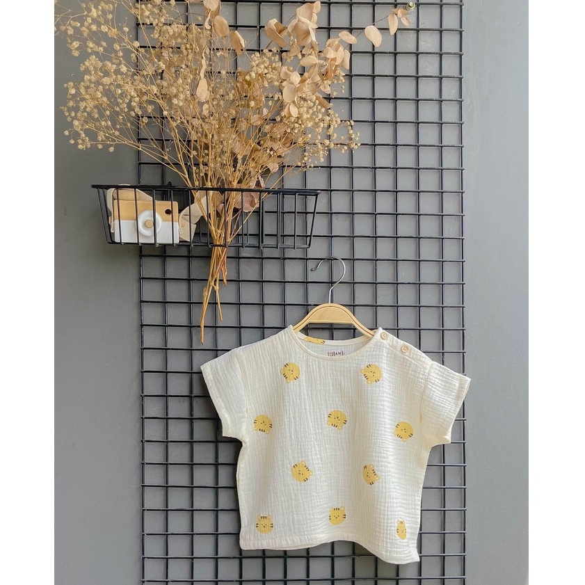 Áo UNISEX cotton Muslin tay ngắn phong cách Hàn Quốc năng động in hoạ tiết cho bé - Ecobambi