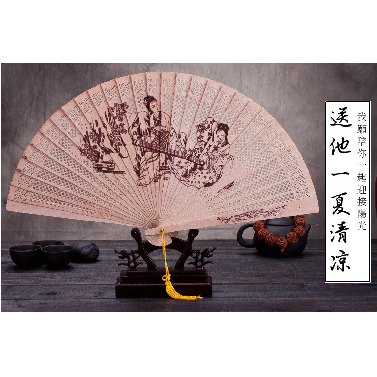 Quạt gỗ thơm cổ phong dây tuyến quạt xếp cầm tay phong cách Trung Quốc cổ trang