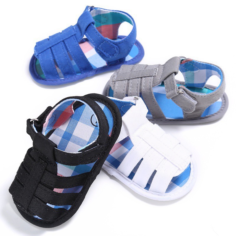 Giày sandal đế mềm chống trơn thiết kế thời trang cho bé