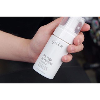 Sữa rửa mặt Qmen Tea Tree Oil Control Cleanser 70ml