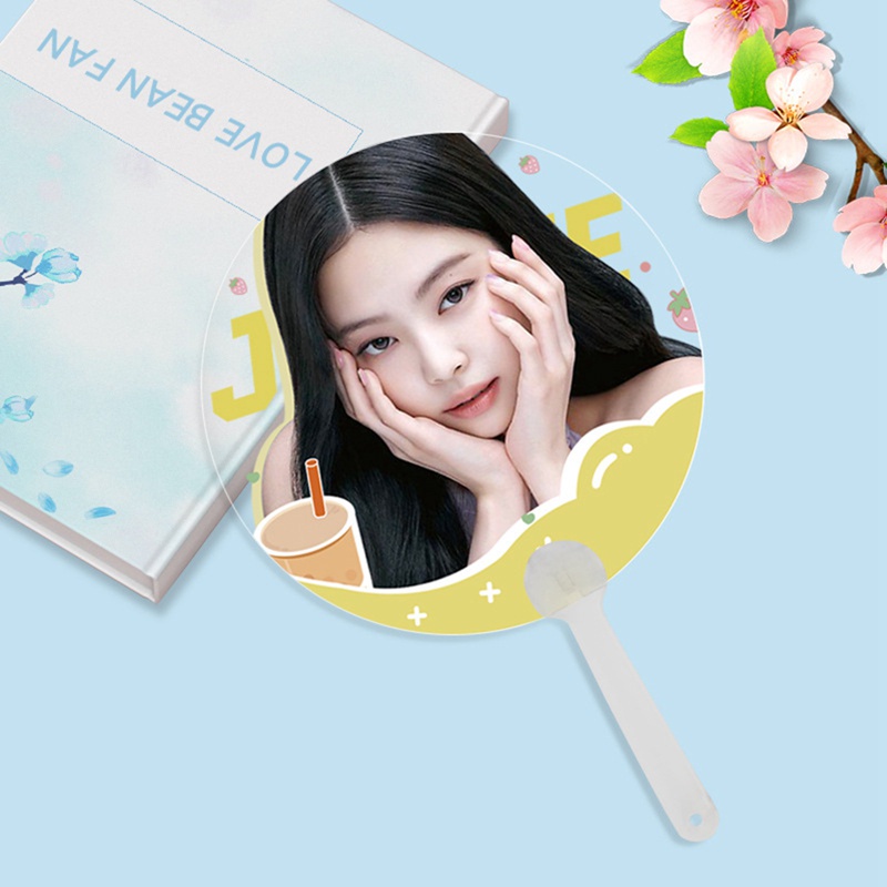 Quạt Nhựa Pvc Trong Suốt In Hình Thành Viên Nhóm Nhạc Blackpink