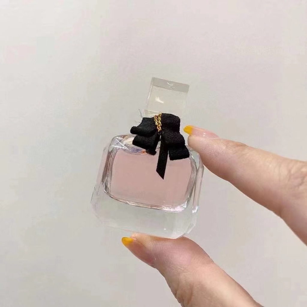 Set 3 lọ nước hoa Ysl dung tích 7.5ml đựng trong hộp màu đen