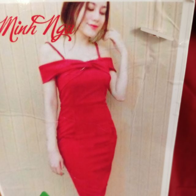 Đầm body rớt vai