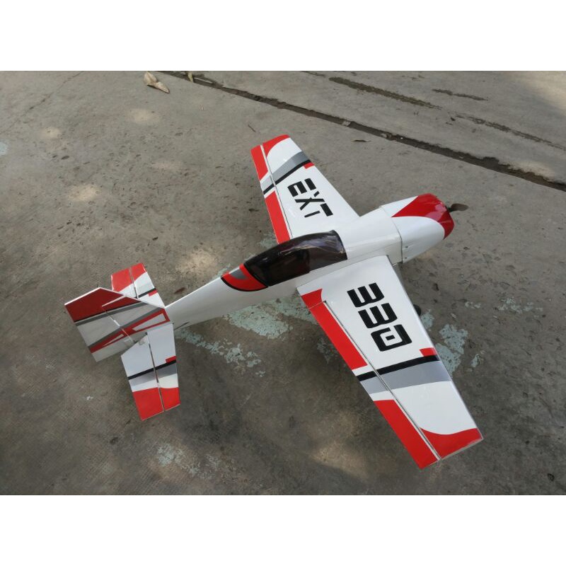 Máy bay điều khiển từ xa EXTRA 330