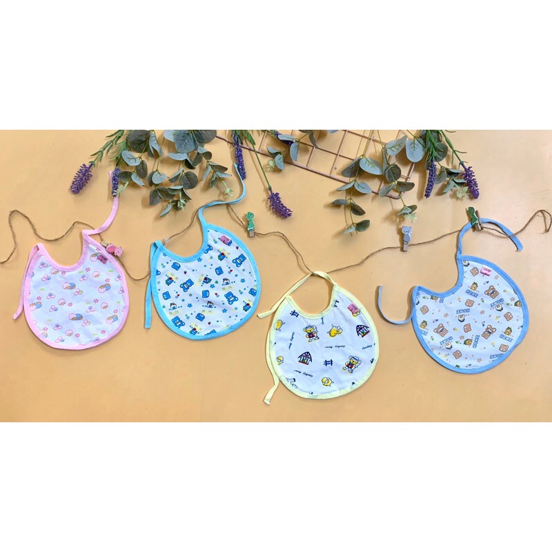 Yếm tròn có dây buộc chống thấm cho bé