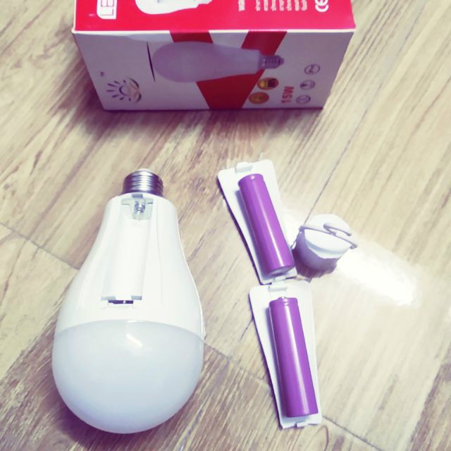 Bóng đèn LED tích điện 20w siêu sáng tiết kiệm điện(4-6H)