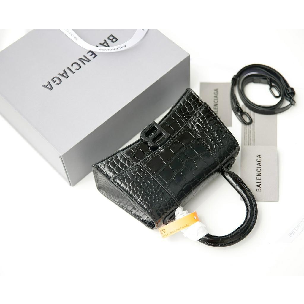 Túi Xách Nữ Sang Trong Khoá Đen BaLe ci 2 Hộp Loại Đẹp Cao Cấp