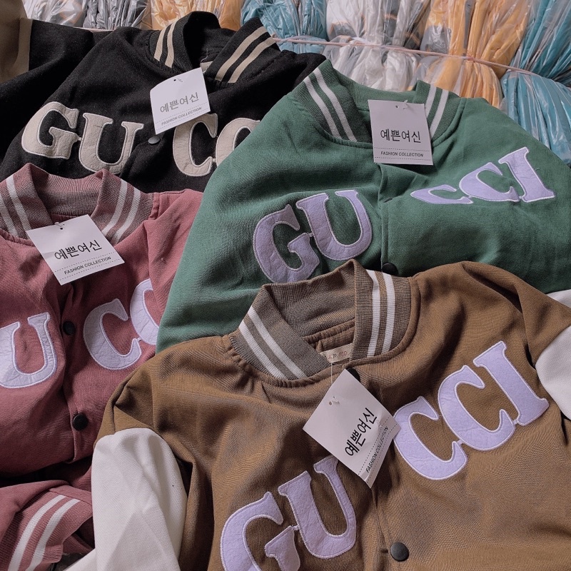 Áo khoác nữ nút bấm lót dù thêu chữ