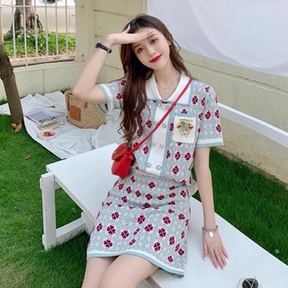 Set len áo sơmi + chân váy a hoạ tiết vuông xinh xắn