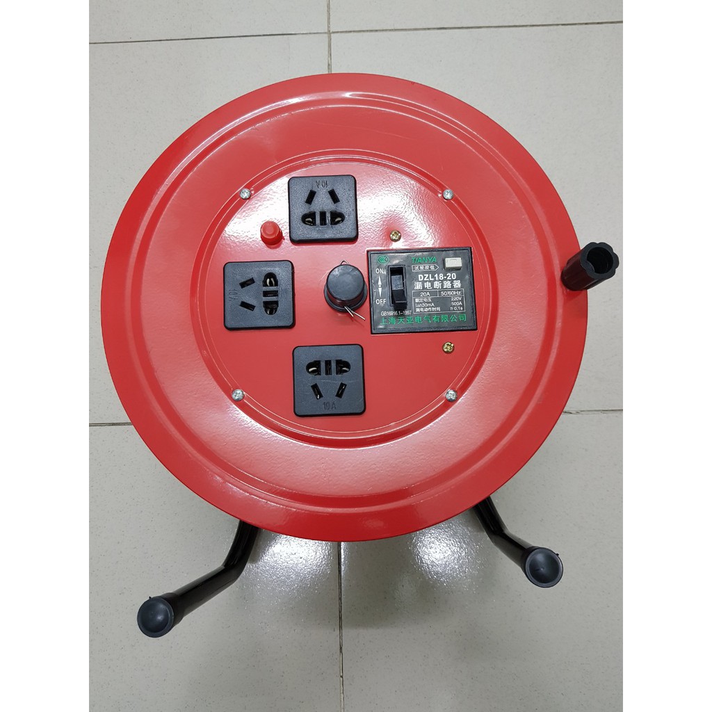Rulo cuốn dây điện có CB chống giật
