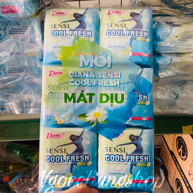 Băng vệ sinh Diana Sensi Cool Fresh chiết xuất Hoa Cúc mát dịu Siêu mỏng cánh , không cánh