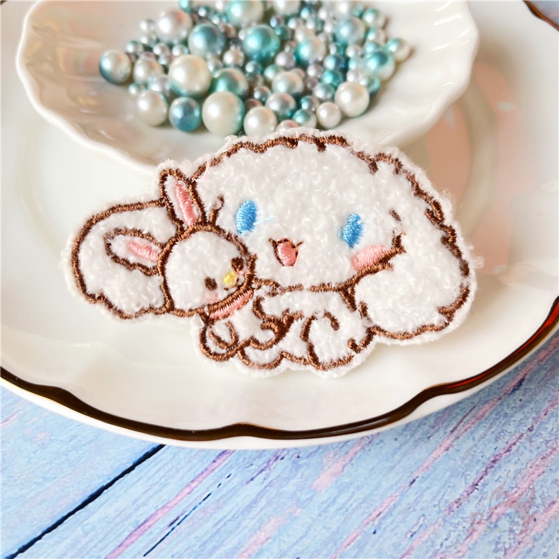 1 miếng dán trang trí quần áo hình nhân vật hoạt hình