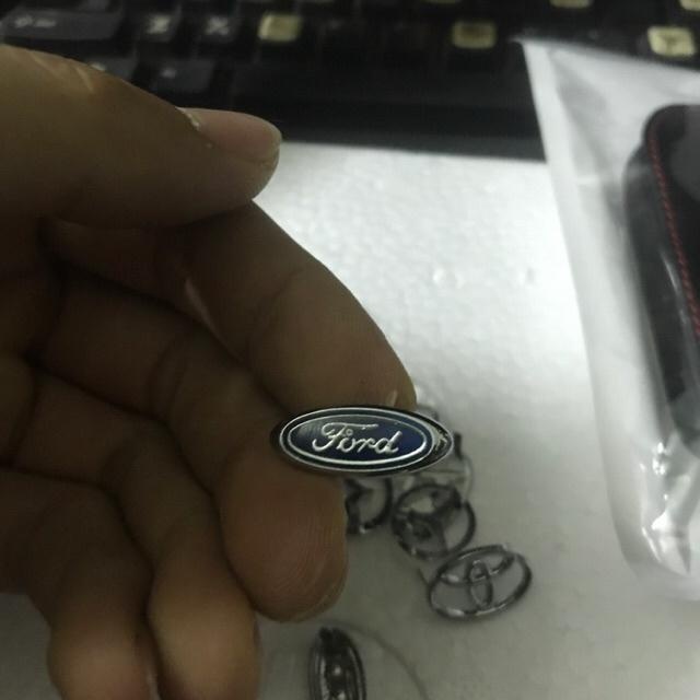Logo các Hãng xe ô tô bằng kim loại - chọn mẫu