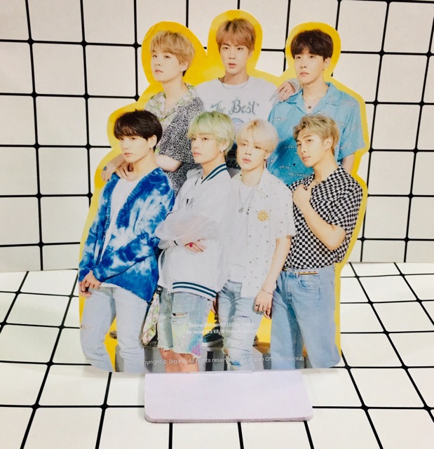 Tượng standee BTS để bàn