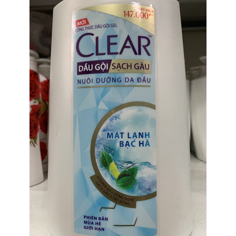 Dầu gội sạch gàu Clear mát lạnh bạc hà 1.4kg (xanh dương)