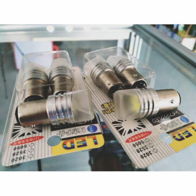 Đèn Hậu Led F1