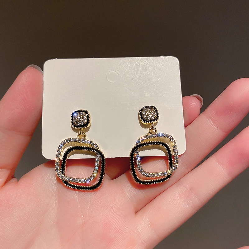 Bông Tai Hình Vuông Đính Đá Màu Trắng Đen Phong Cách Hàn Quốc Cho Nữ