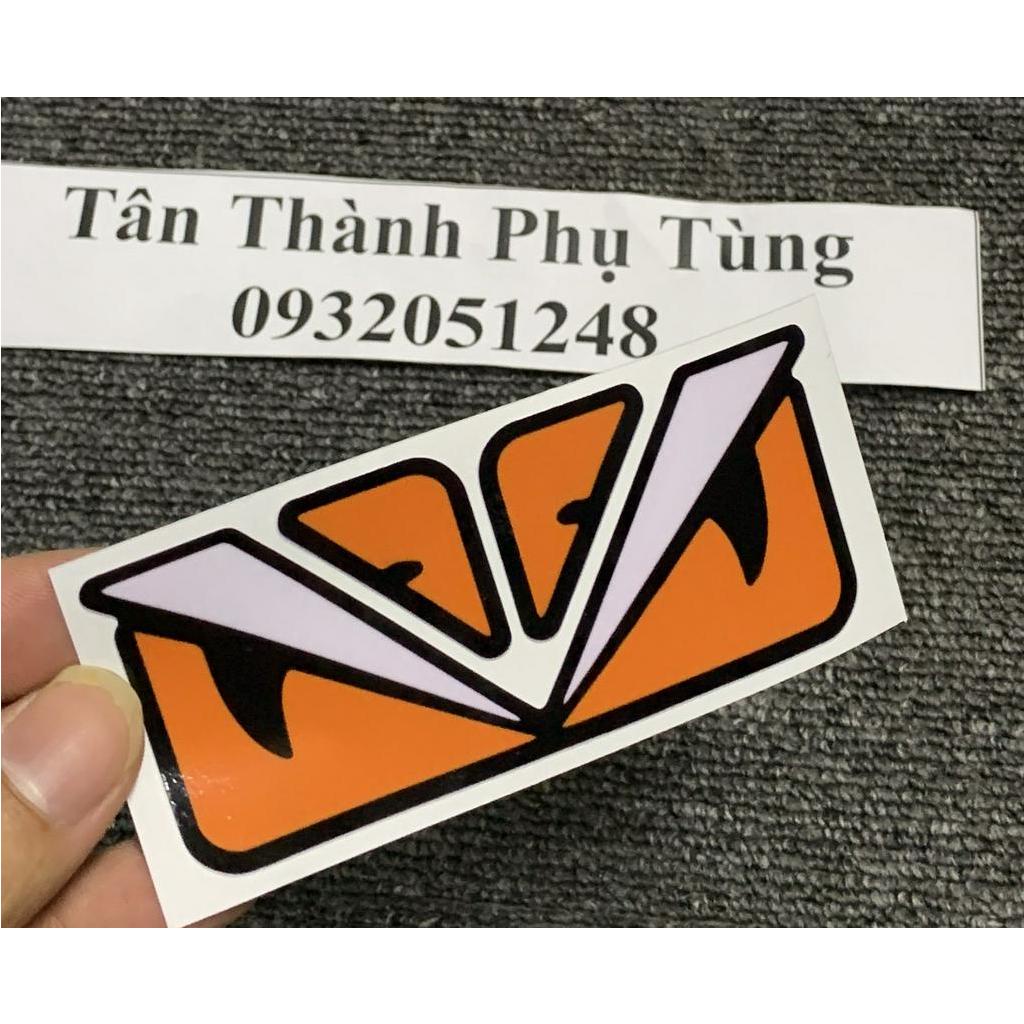 Tem decal mắt Fendy 10x5cm-giá 1 tem