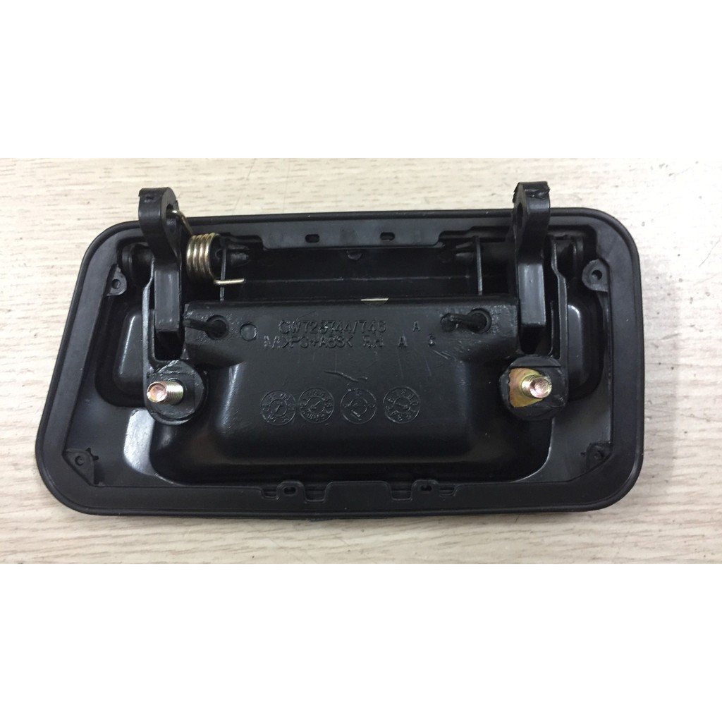 Tay mở cửa ngoài Mitsubishi Jolie