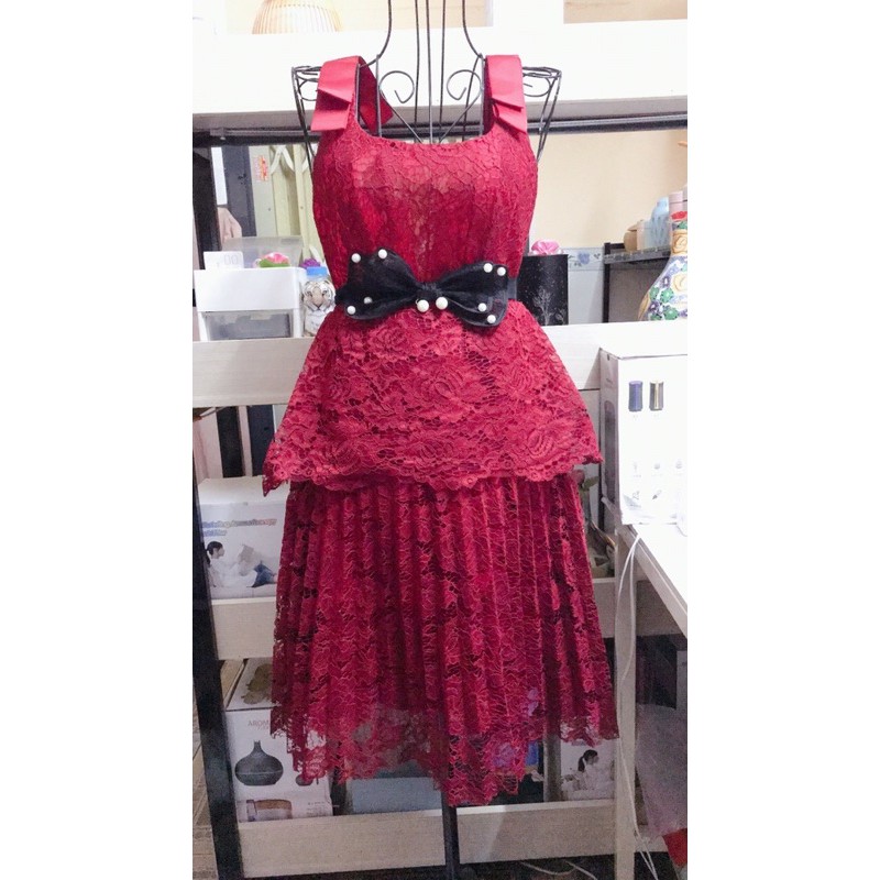 Đầm áo đi tiệc