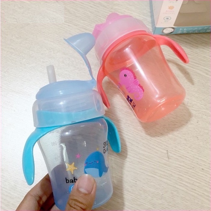 Bình tập uống nước đầu hút silicon mỏ vịt có tay cầm Babuu Nhật Bản 240ml bình nước cho bé đi học Homedy Kids BN09