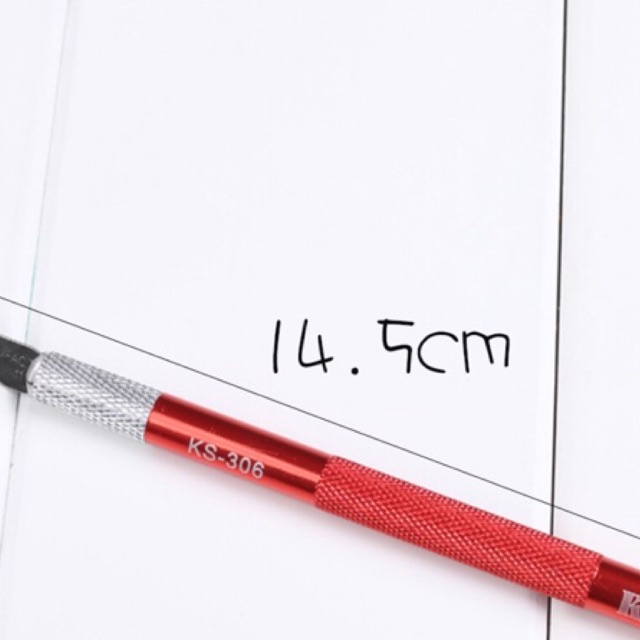 Dao mũi nhọn màu ngẫu nhiên