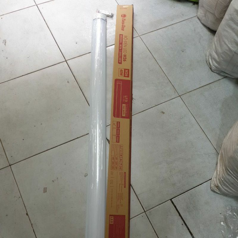 Bóng Led Bán Nguyệt 1m2 Rạng Đông 40w