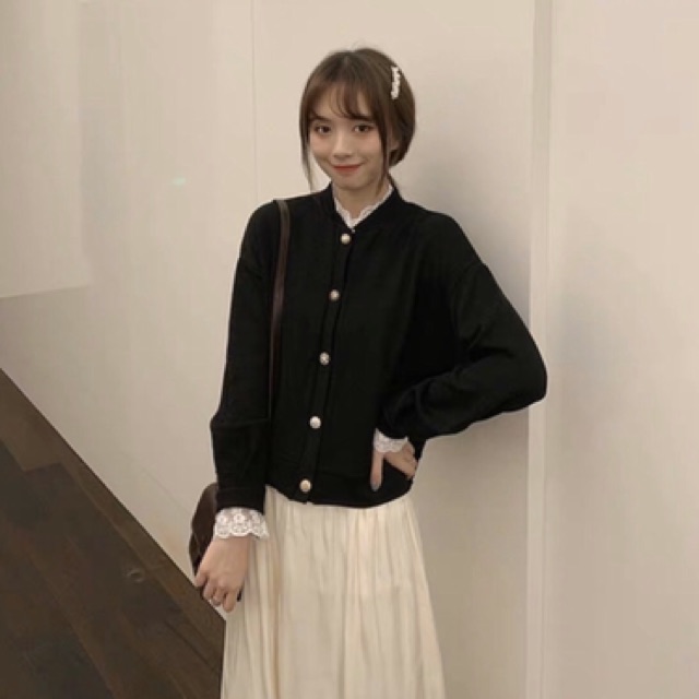 Áo khoác viền ren