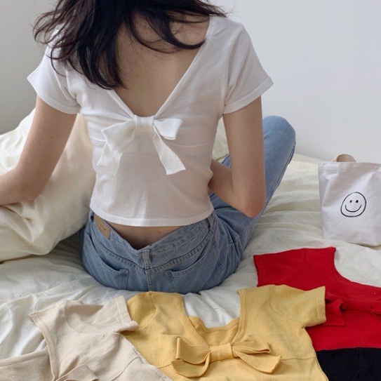Áo thun dệt kim tay ngắn phối nơ sau lưng thiết kế hở lưng quyến rũ cho phái nữ