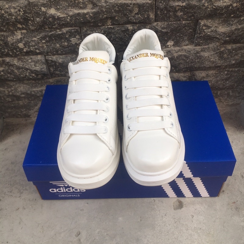 Giày Alex MC Queen gót nhung nam nữ