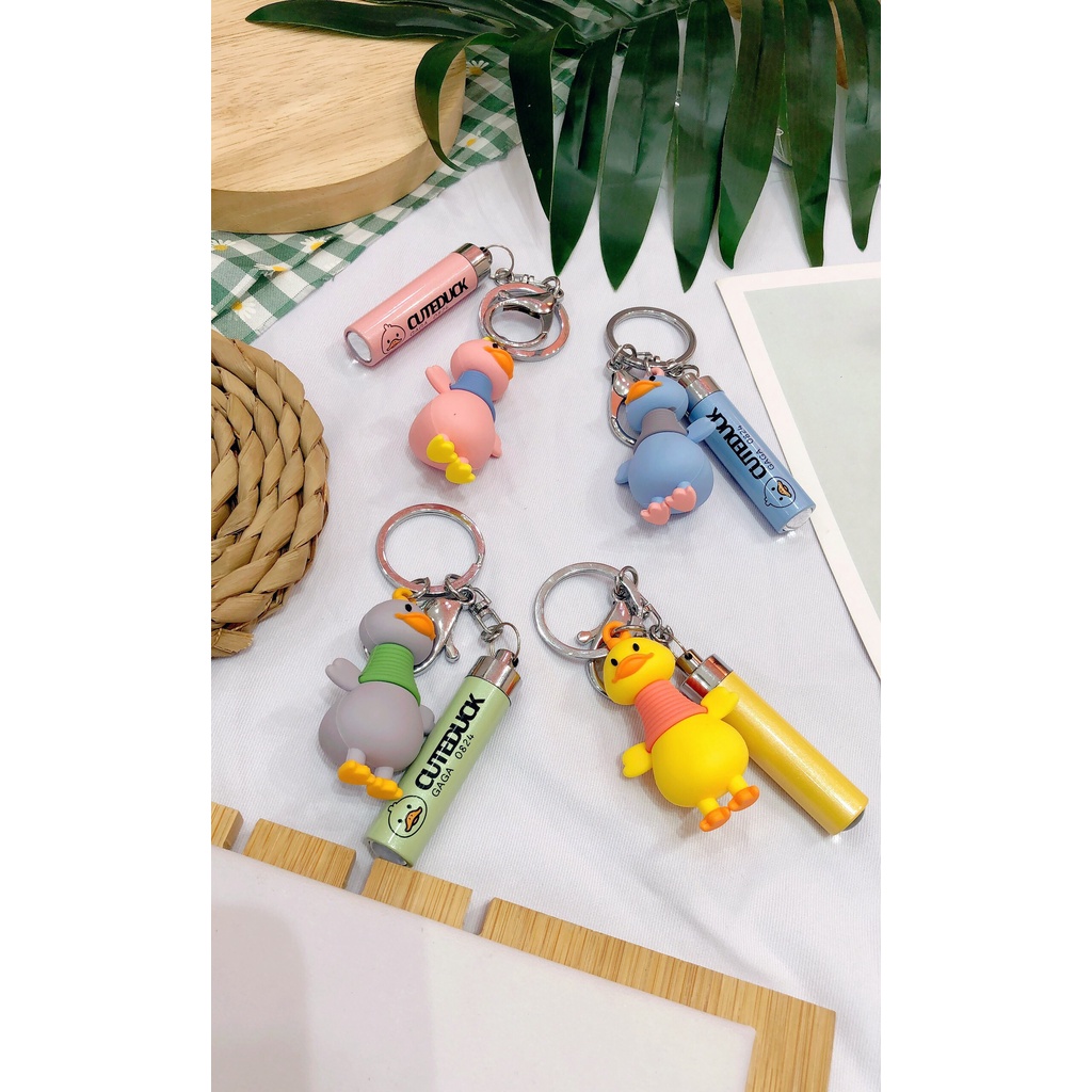 Móc Khoá Cute Duck Có Đèn Lazer ERASHOP 078184 - Phù Hợp Làm Quà Tặng, Treo Balo, Móc Khóa Xe, Siêu Rẻ Đẹp