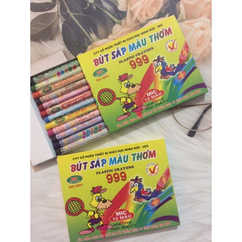 bút sáp màu thơm 12màu