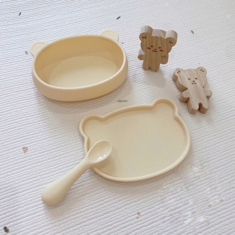 Set ăn dặm gấu silicon 3 chi tiết Bobby Doll: bát, thìa, đĩa - vừa làm khay ăn dặm vừa là nắp đậy