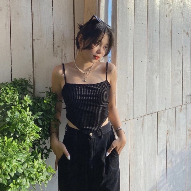 ÁO 2 DÂY ÔM CROPTOP KIỂU XINH PHONG CÁCH SEXY QUYẾN RŨ GIÁ RẺ TRENDY DÂY ÁO ĐIỀU CHỈNH ĐỘ NGẮN DÀI