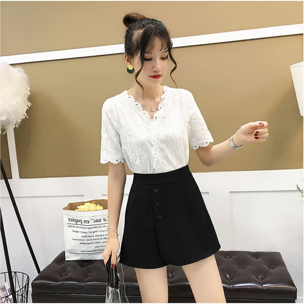 Quần giả váy ngắn chữ A cạp cao vạt chéo phối 3 cúc bấm - Kiểu chân váy a ngắn màu đen vải tuyết mưa mặc đi học làm