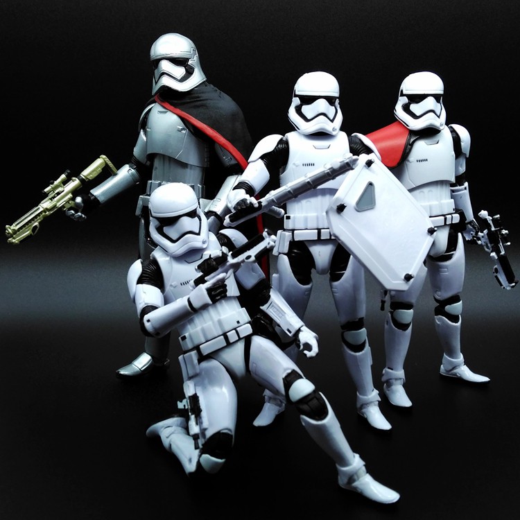 Mô hình Nhân vật Star Wars Darth vader/ Kyloren/ Captain Plasma/ Clone Trooper