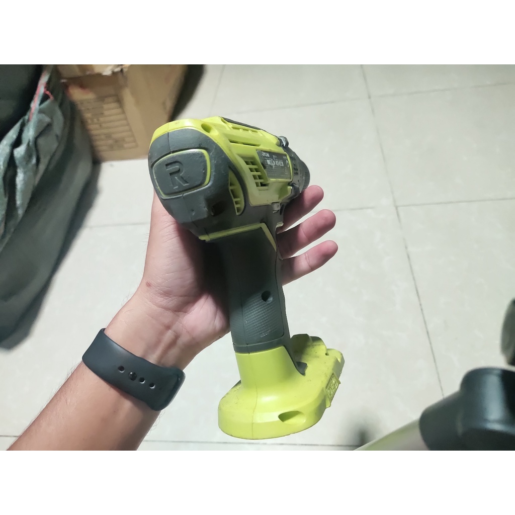 Máy khoan pin nội địa Úc RYOBI 3 chức năng có búa đầu kẹp 13 ly R18PD3
