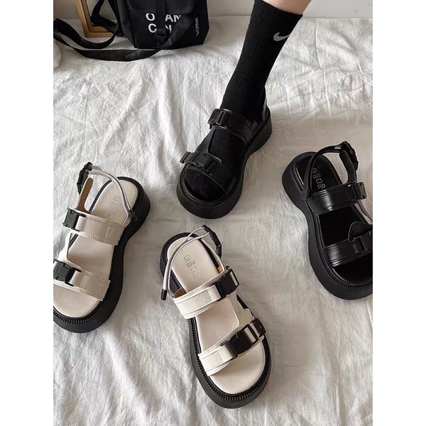 Sandal Đế Cao da bóng cá tính dễ phối đồ phong cách trẻ trung năng động D15