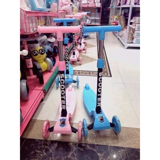 XE TRƯỢT SCOOTER CHO BÉ