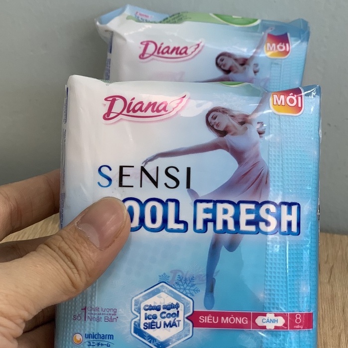 Băng vệ sinh Diana SenSi Cool Fresh siêu mỏng cánh - bvs diana gói 8 miếng - 1 gói
