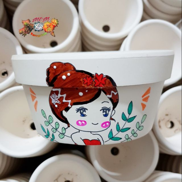 Chậu trắng lùn vẽ phức tạp 14x7 cm