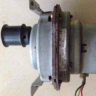 Động cơ dc 12-24v giảm tốc hitachi servo 200r/p