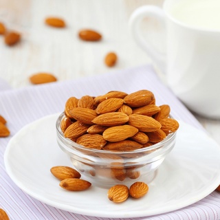 Hạt hạnh nhân (đã tách vỏ) - 500gr