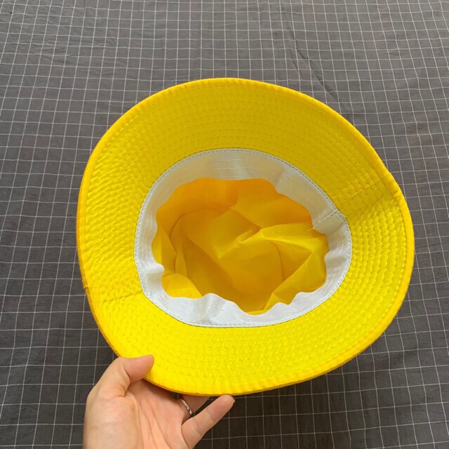 Nón Bucket thêu vịt có 2 màu