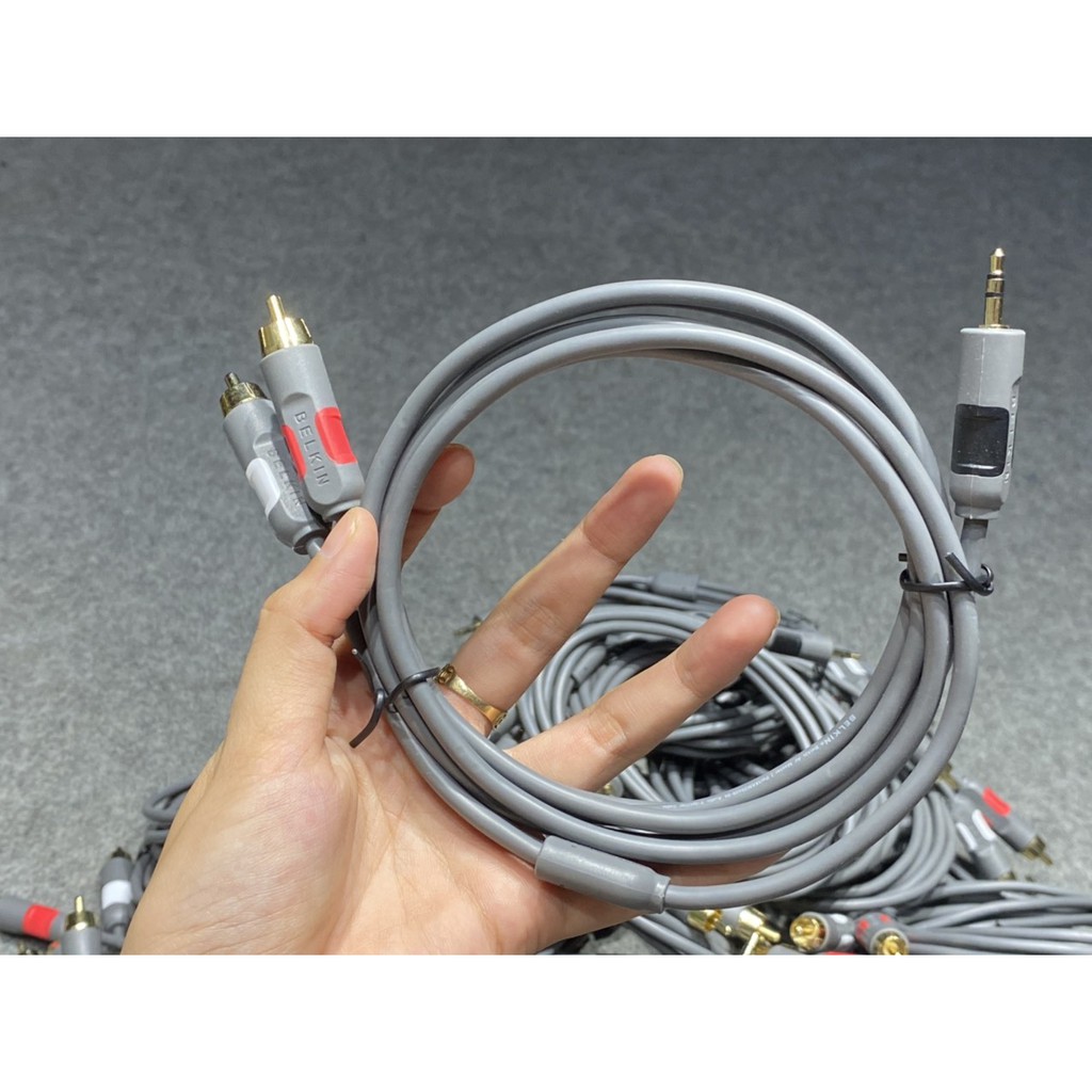 Dây 3.5li ra 2 bông sen của Belkin nguyên zin bãi Đức